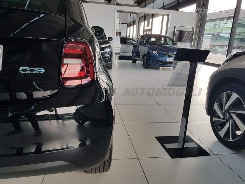FIAT 500e 500e 23,65 kWh Action