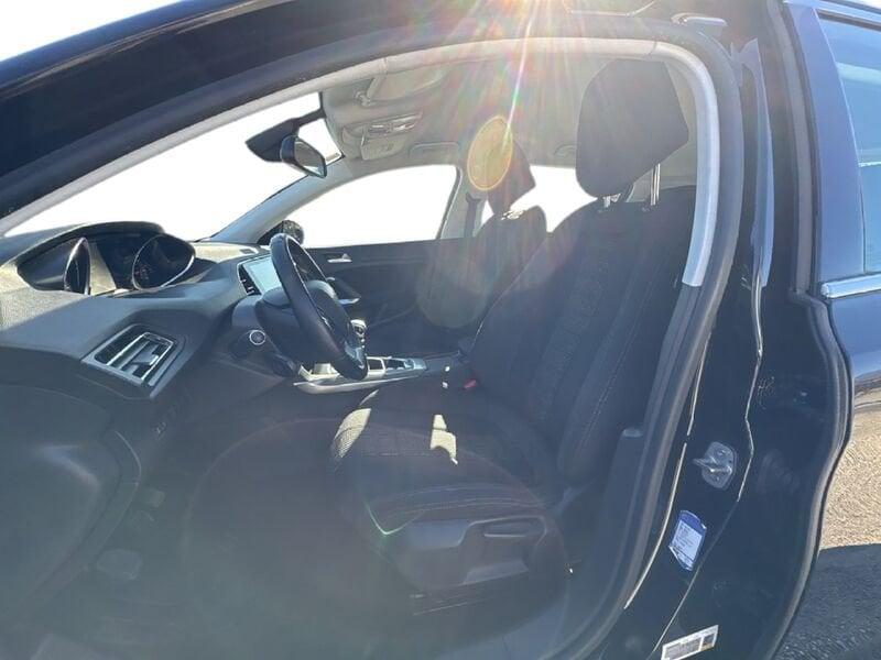 Peugeot 308 308 PureTech Turbo 130 S&S Allure