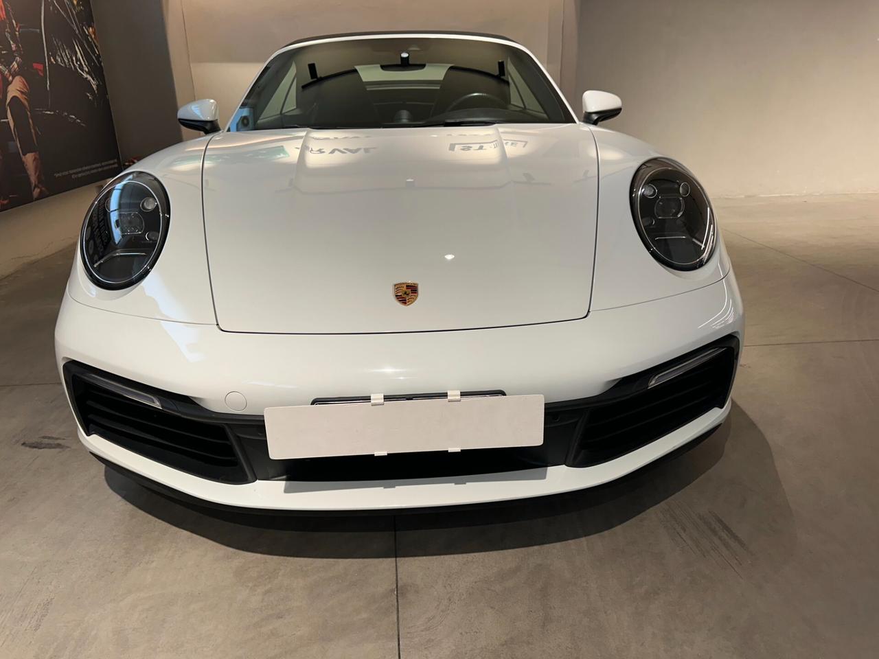 Porsche 911 Carrera Cabriolet 2020