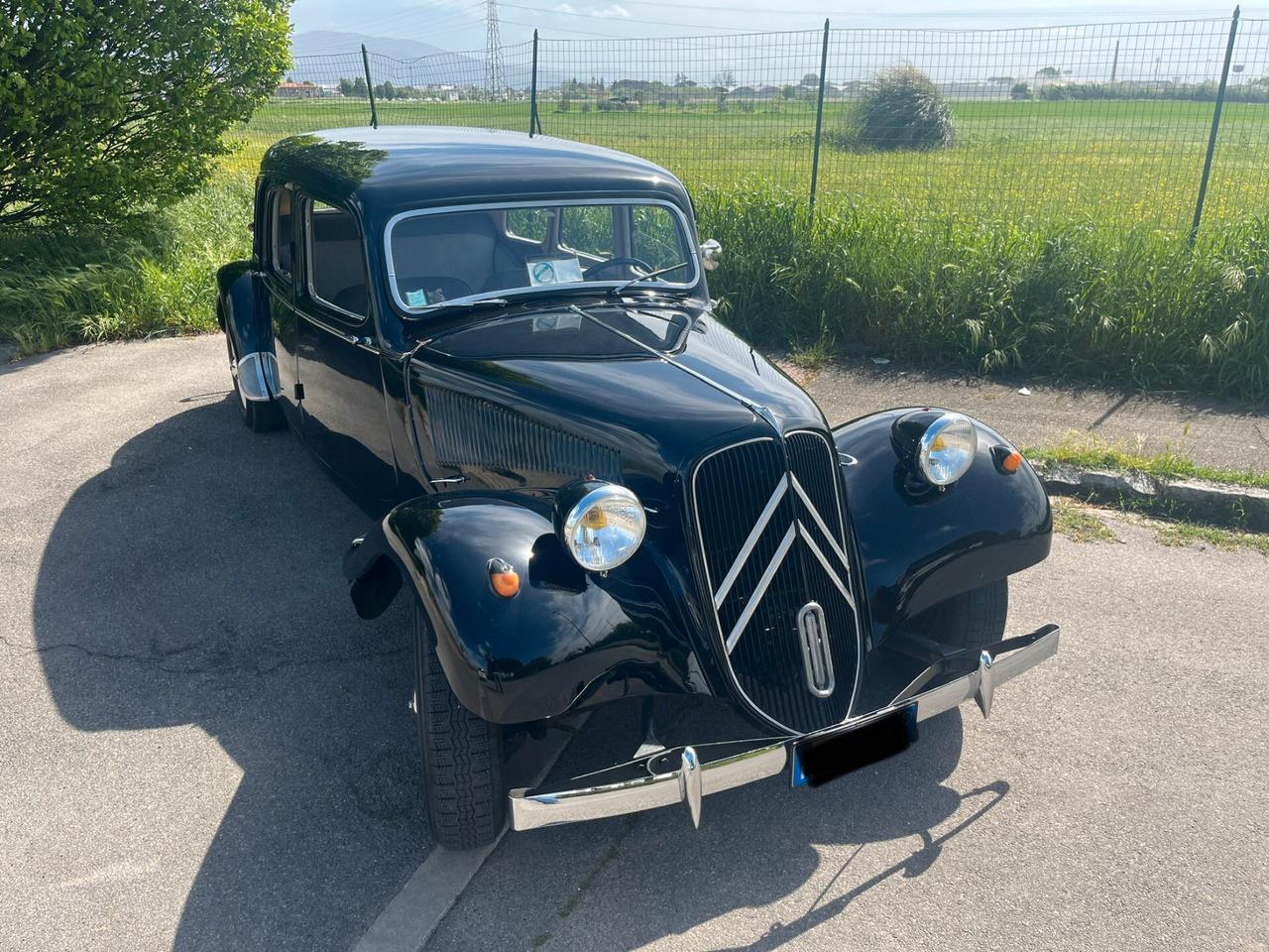 Citroen Traction Avant 11B lunga 8 Posti