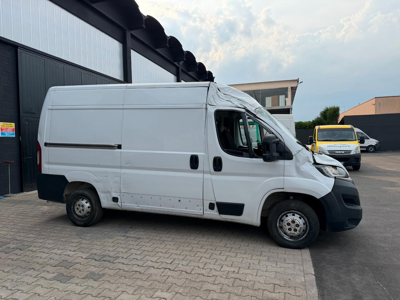 Peugeot Boxer 330 2.2 BlueHDi 140 CV Furgone INCIDENTATO START OK