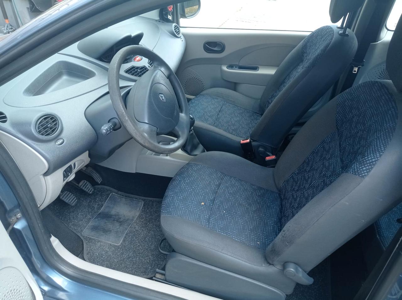 Renault Twingo 1.2 8V Dynamique