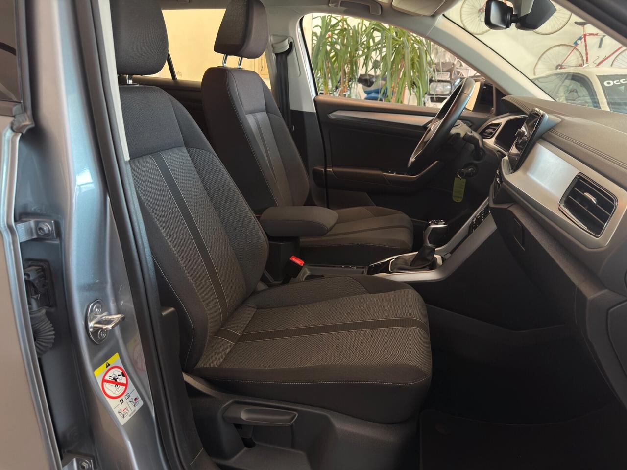 WOLKSWAGEN T-ROC 1.5cc 150Cv R-Line *IVA* WRAPPATO