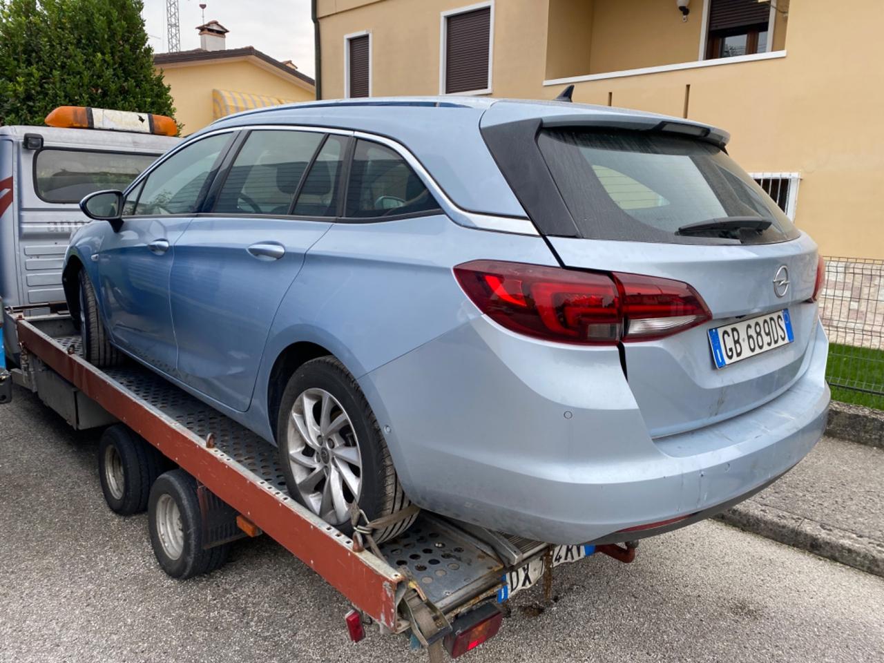 Opel Astra 1.5 CDTI non va in moto