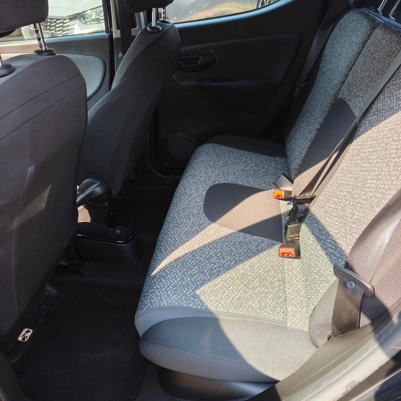 LANCIA Y Ypsilon 1.0 firefly hybrid Silver s&s 70cv