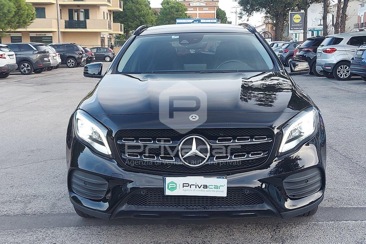 MERCEDES GLA 200 d Automatic 4Matic Premium