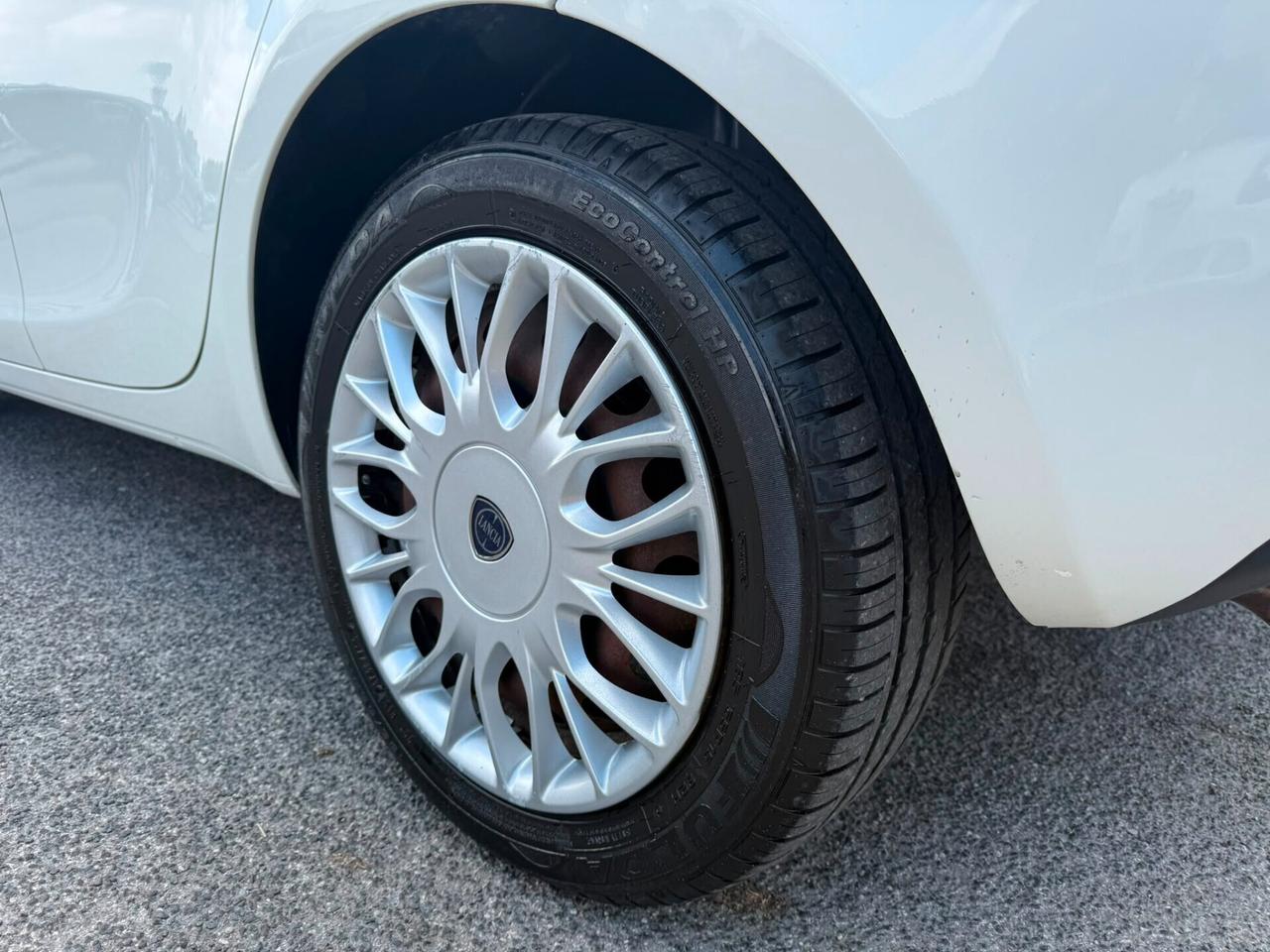 LANCIA YPSILON 1.2BENZINA-GPL 69CV SOLO118MILAKM