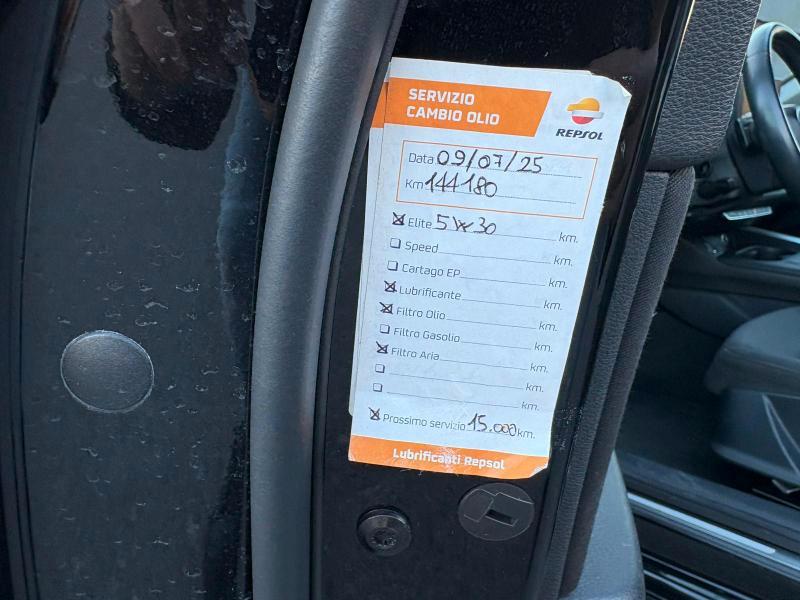 Audi A4 Avant 35 2.0 tdi 150cv s-tronic