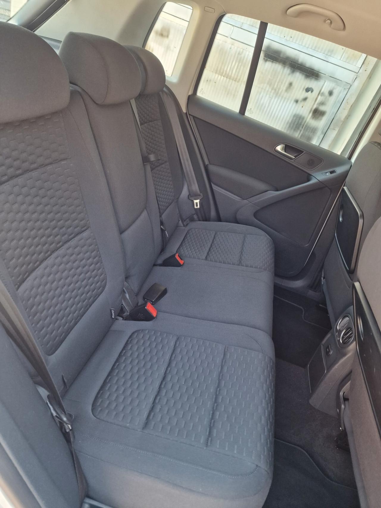 Volkswagen Tiguan 2.0 TDI DPF 4MOTION "159.000 km*