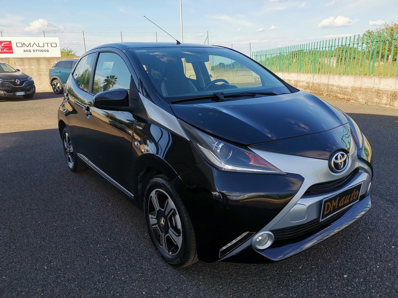 Toyota Aygo 1.0 VVT-i 69 CV 5 porte x-play