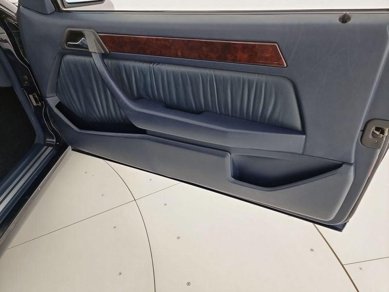Mercedes-Benz Serie E E 200 cat Cabriolet ASI