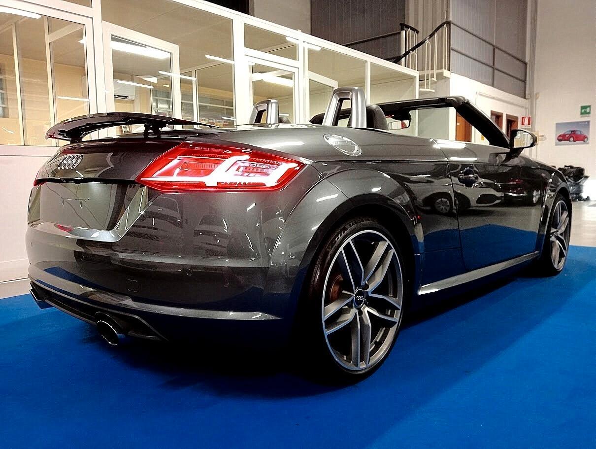 Audi TT ROADSTER 1.8 TFSI SLINE 19" MATRIX CABRIO S-LINE
