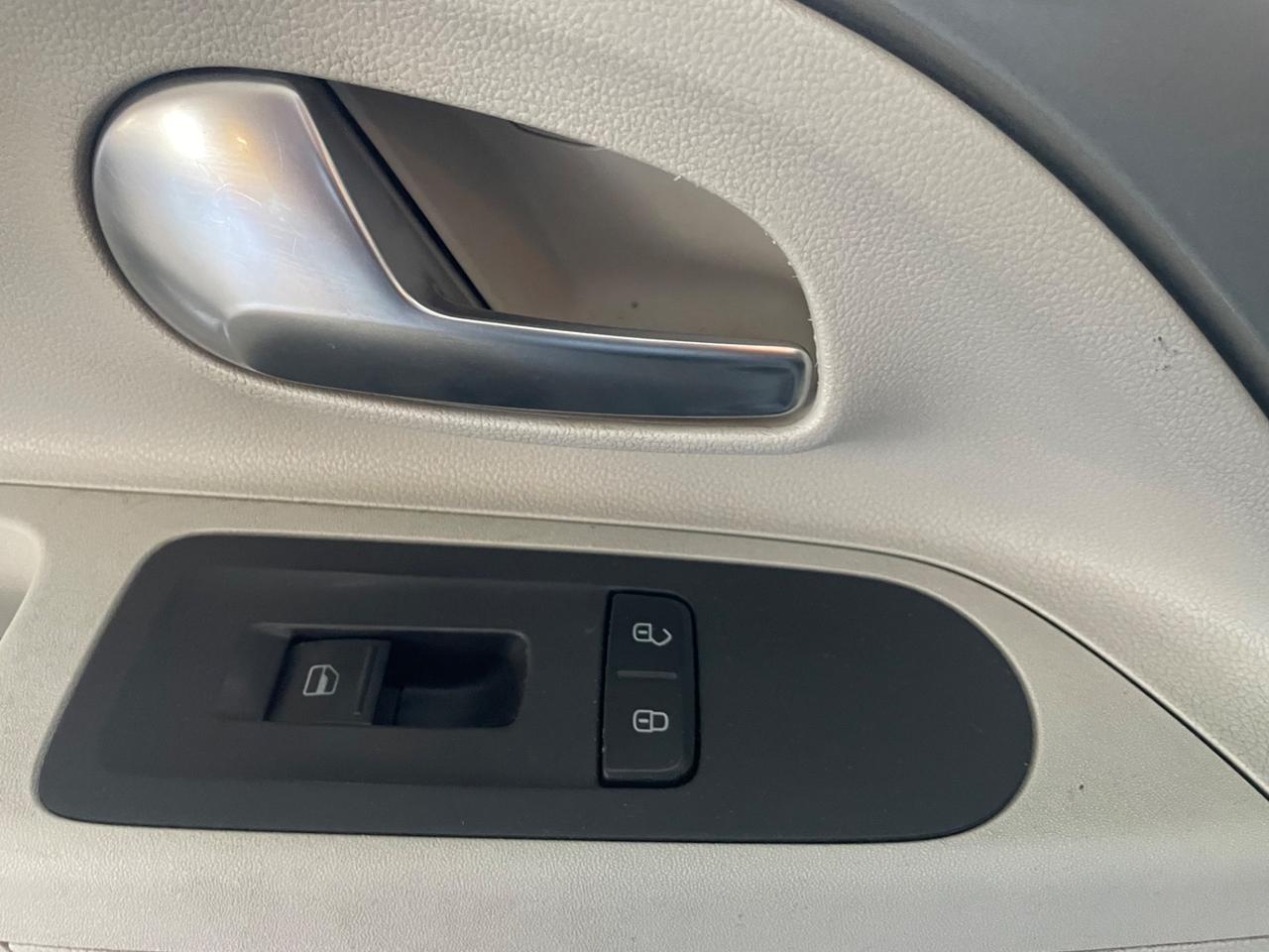 Volkswagen up! 1.0 75 CV 3p. Move Up - Nessun vincolo -