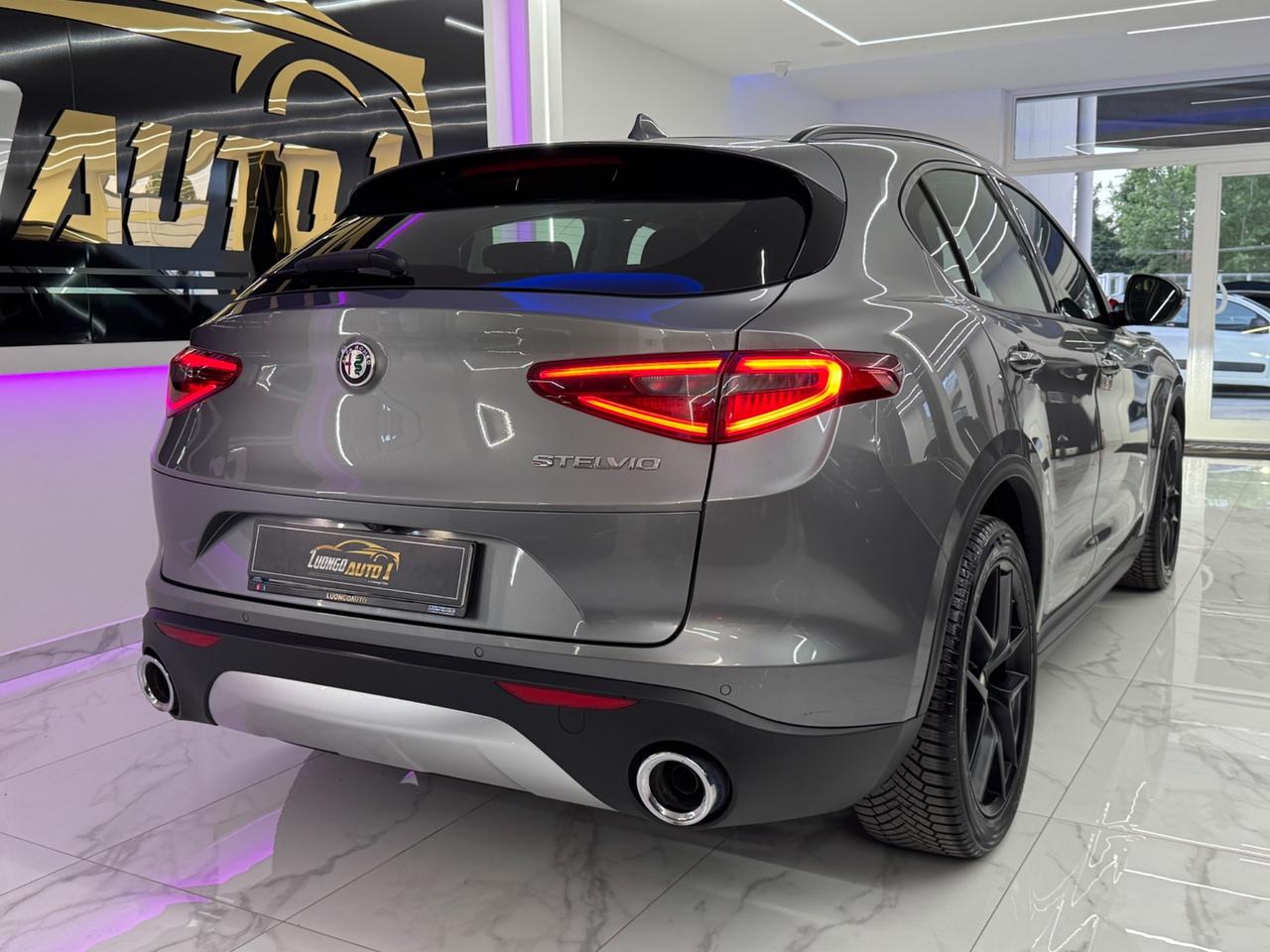 Alfa Romeo Stelvio 2.2 150CV AT8 Super