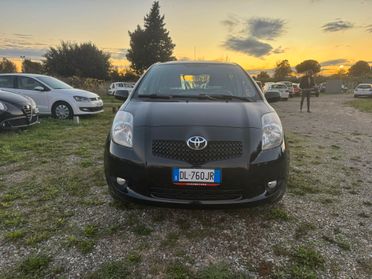 Toyota Yaris 1.0 5 porte SOLAMENTE 129.000 KM