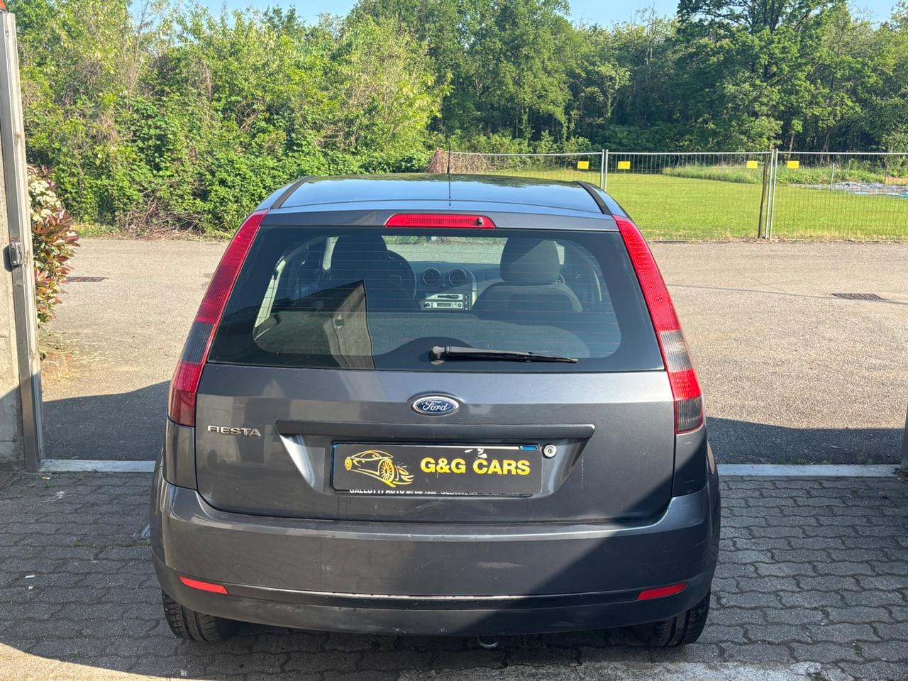 Ford Fiesta 1.2 16V 5p. Ghia