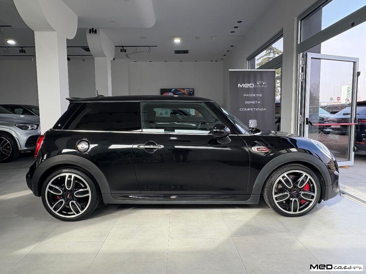 MINI - Mini - John Cooper Works Hype