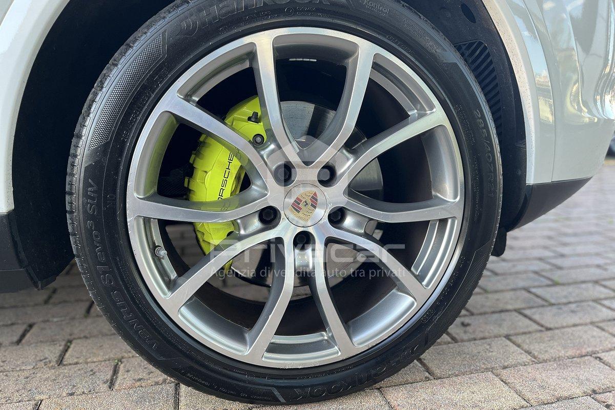 PORSCHE Cayenne Coupé 3.0 V6 E-Hybrid