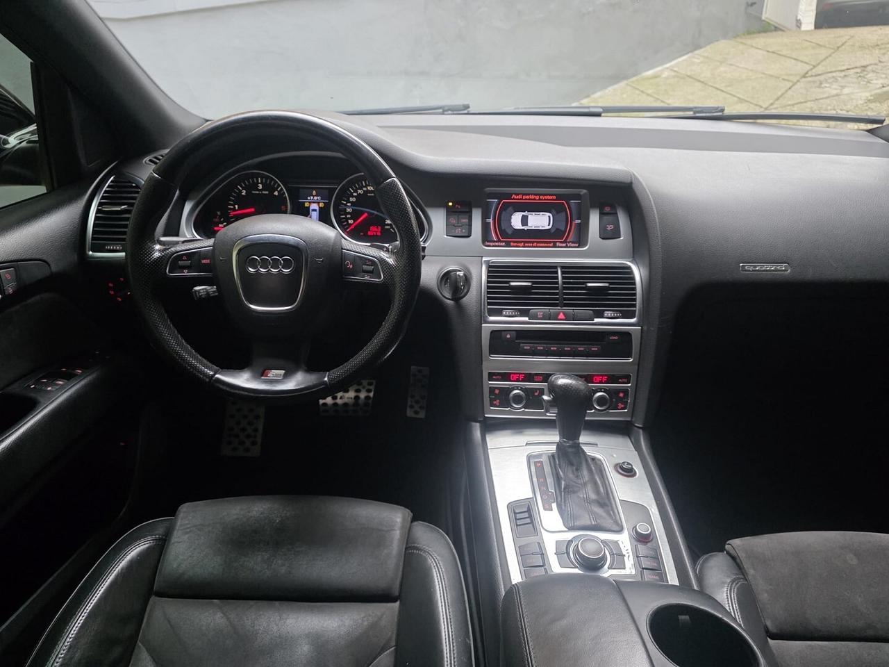 AUDI Q7 3.0 TDi S line- 7 POSTI