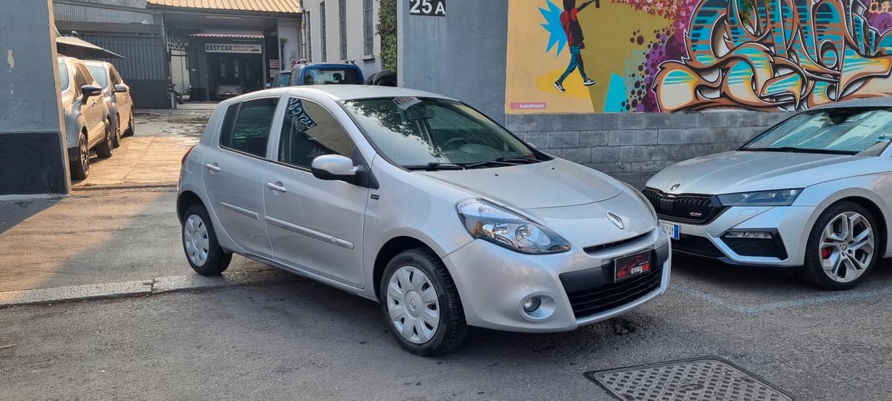 Renault Clio 1.2 16V 5 porte Yahoo