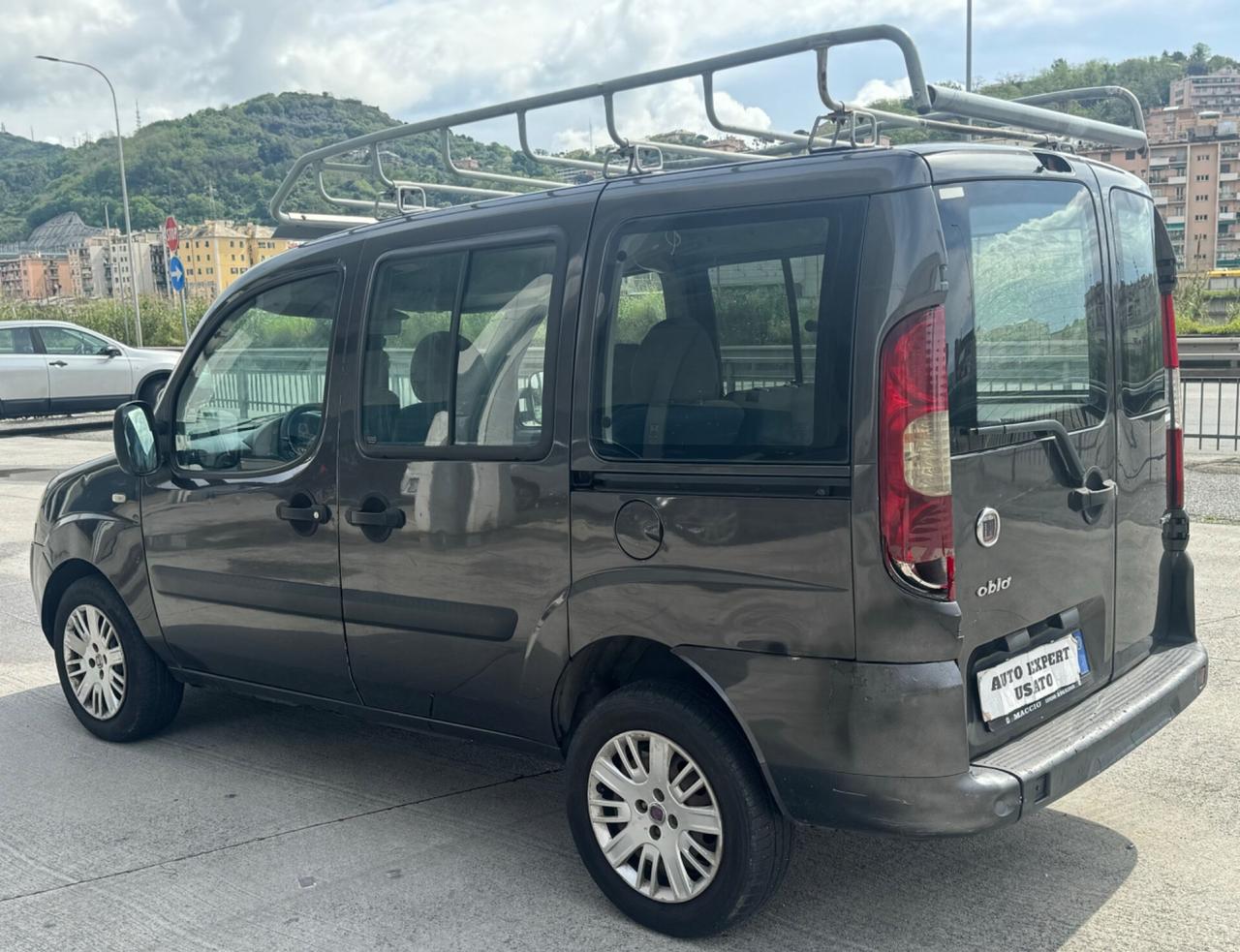 Fiat Doblò 1.9 MJ 5POSTI PROMISCUO con BALESTRE