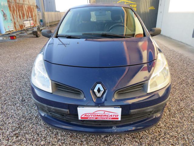 RENAULT Clio 1.2 16V 65CV 3 porte 4U Pack