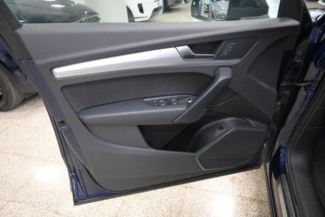 AUDI Q5 2.0 TDI quattro S tronic Business Sport