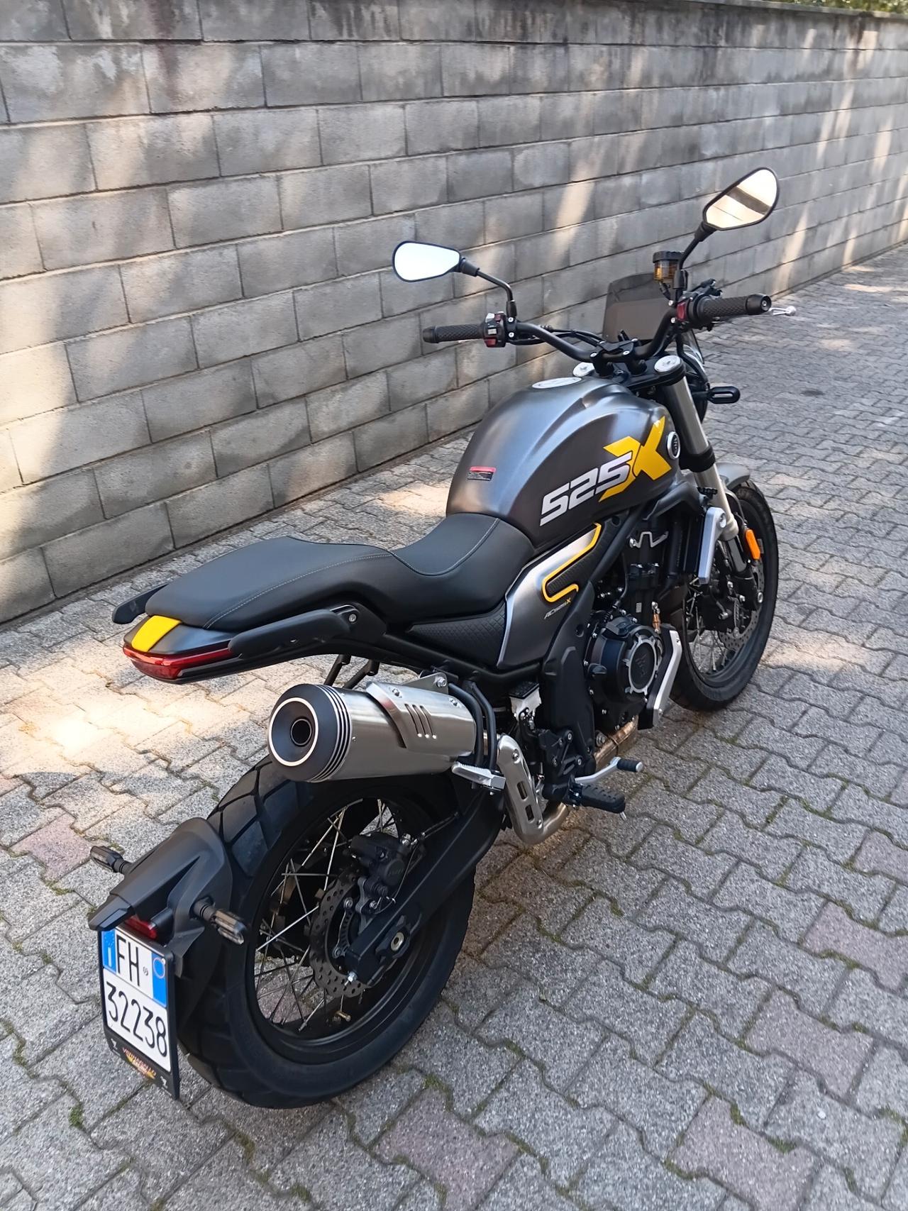 Voge ac 525x
