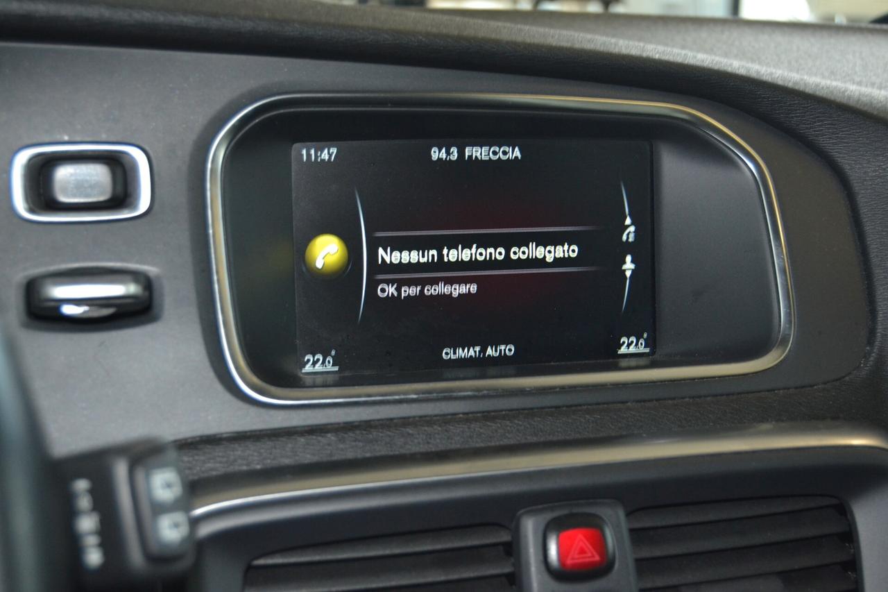 Volvo V40 1.6D2 115CV Momentum UniPro/Navi/Cruise