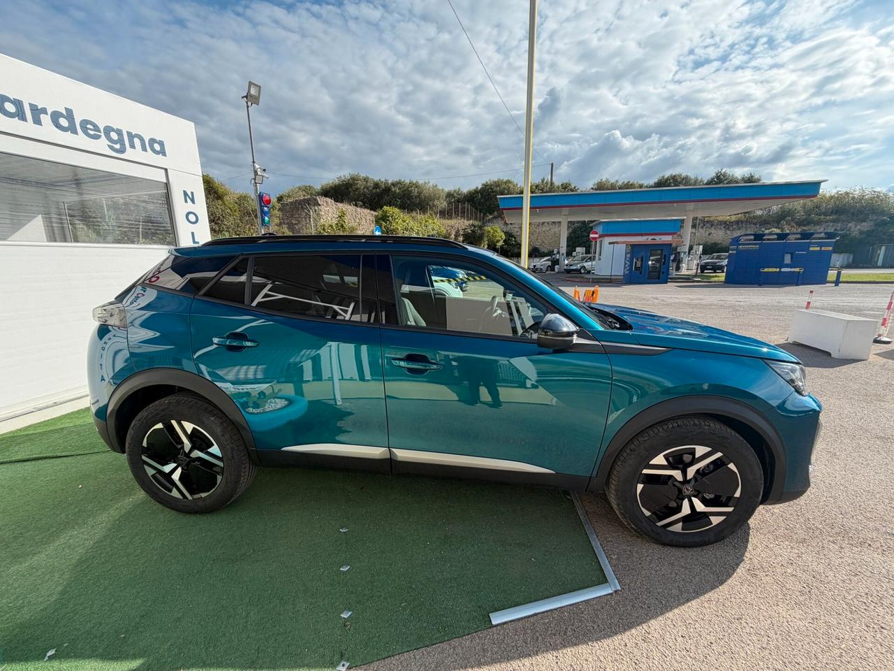 Peugeot 2008 Hybrid 145 e-DCS6 Style