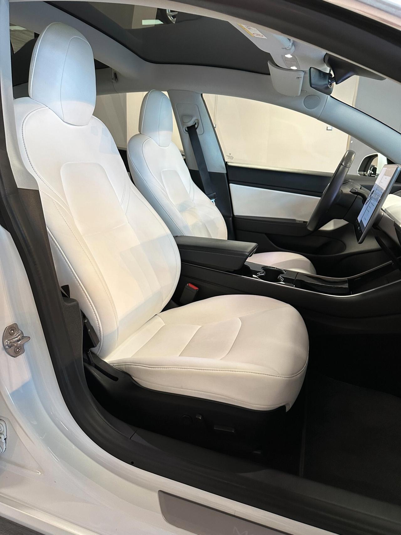 Tesla Model 3 Long Range AWD Long Range