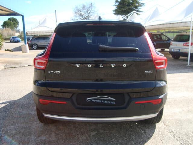 Volvo XC40 2.0 d3 Momentum Core awd auto my21