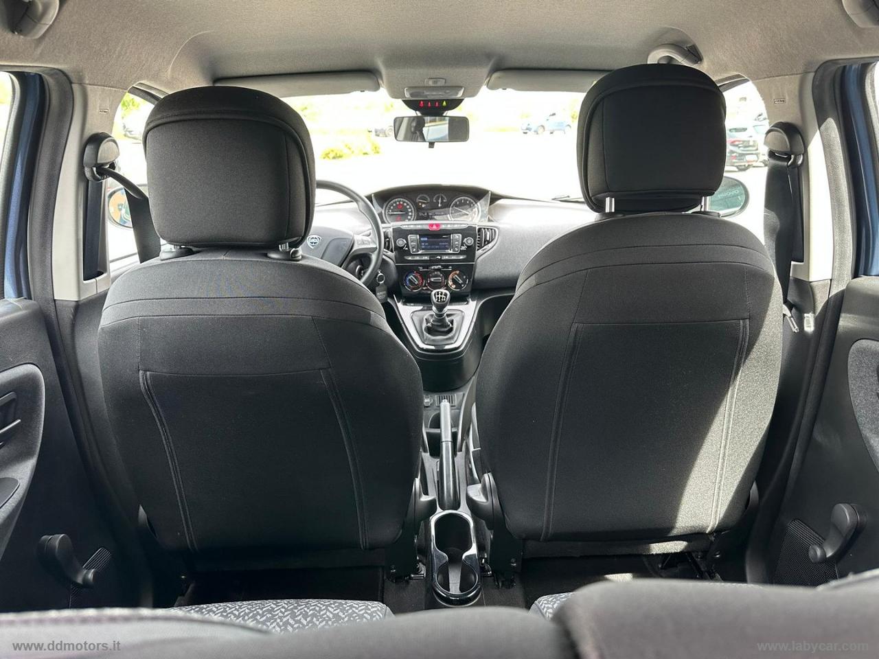 LANCIA Ypsilon 1.0 FireFly 5p.S&S Hybrid Silver *NEOPATENTATI*