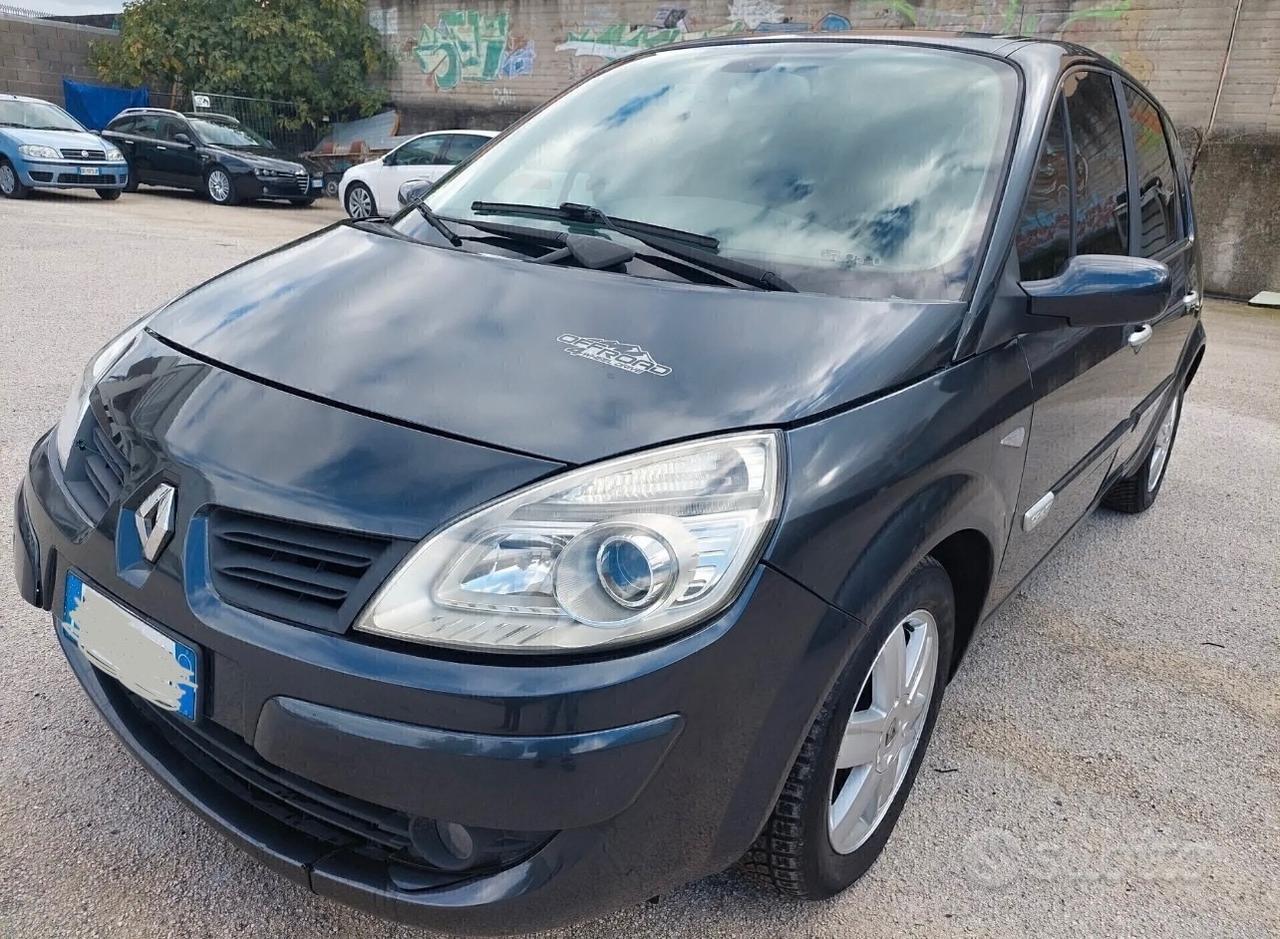 Renault Scenic Scénic 1.9 dCi/130CV Luxe