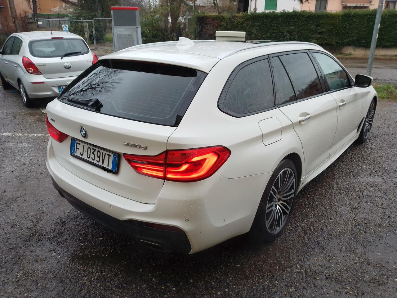 BMW 530 D xDrive Touring Msport STRAFULL PERFETTA FINANZIABILE