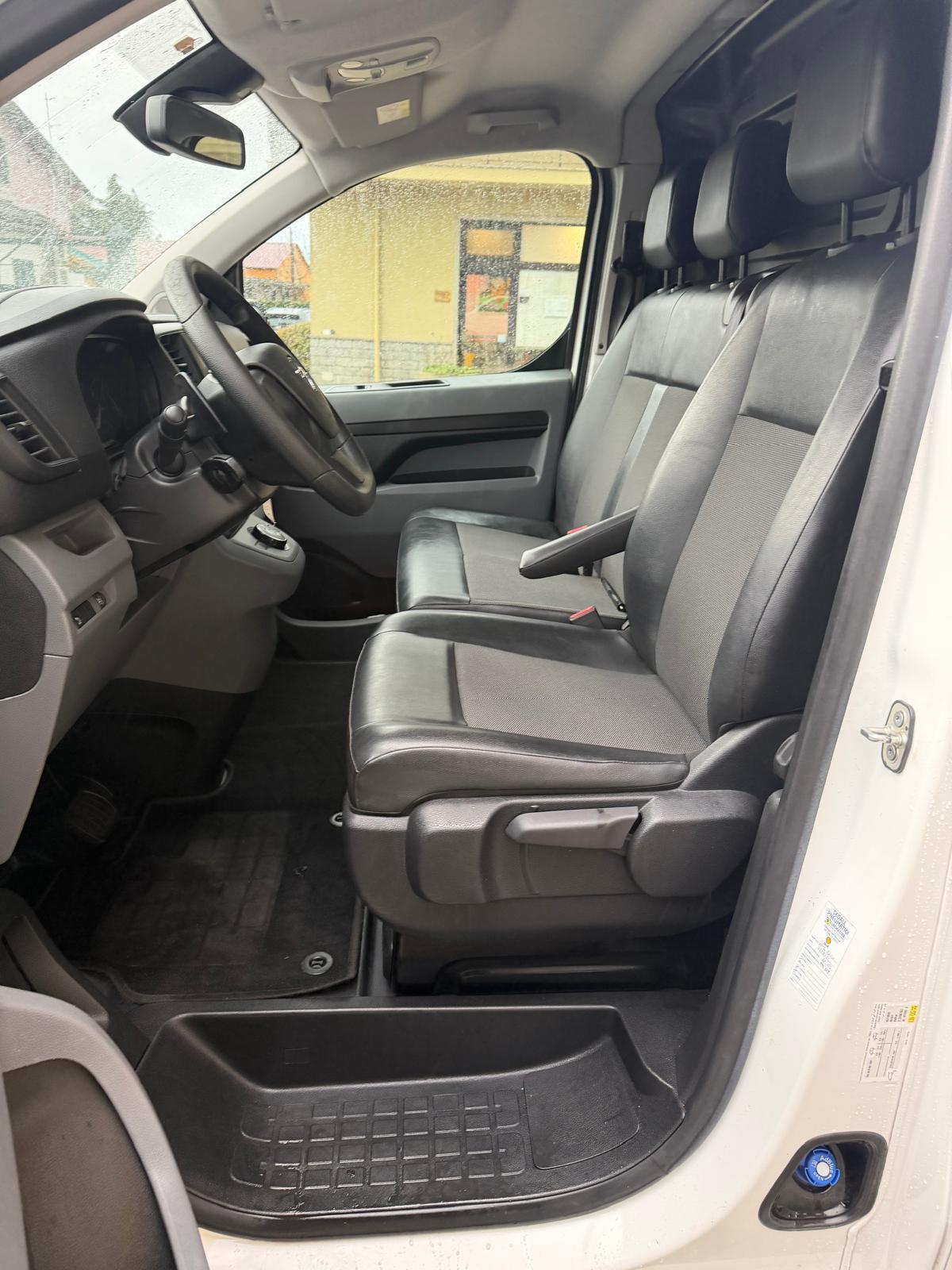 Opel VIVARO 2.0 DIESEL 120CV L2H1 ENJOY AT8