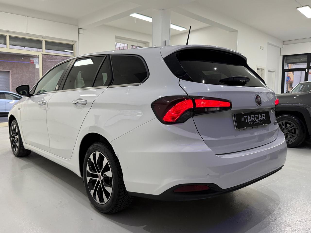 Fiat Tipo 1.6 Mjt 120cv SW Mirror