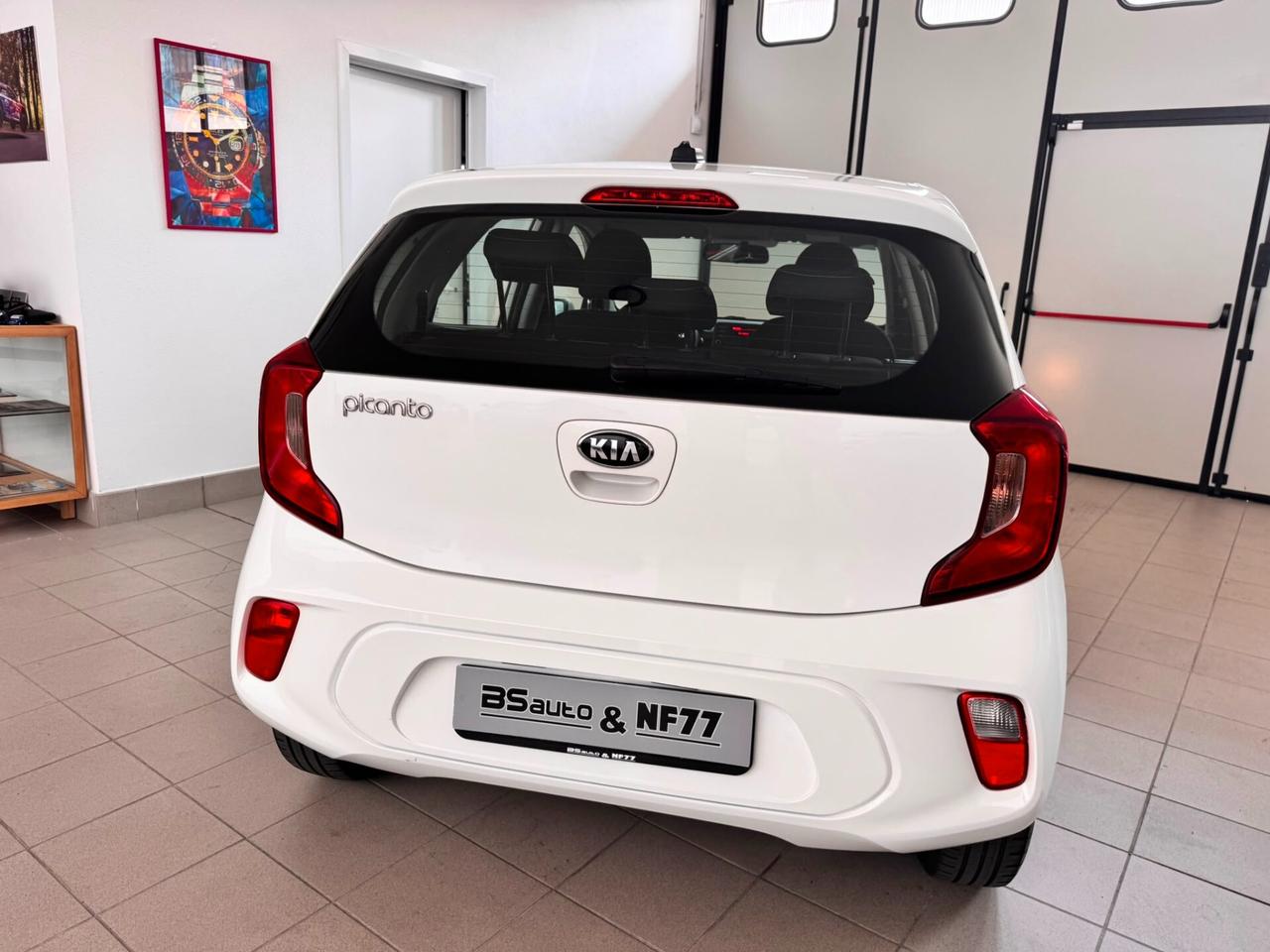 Kia Picanto 1.0 12V 5 porte Urban