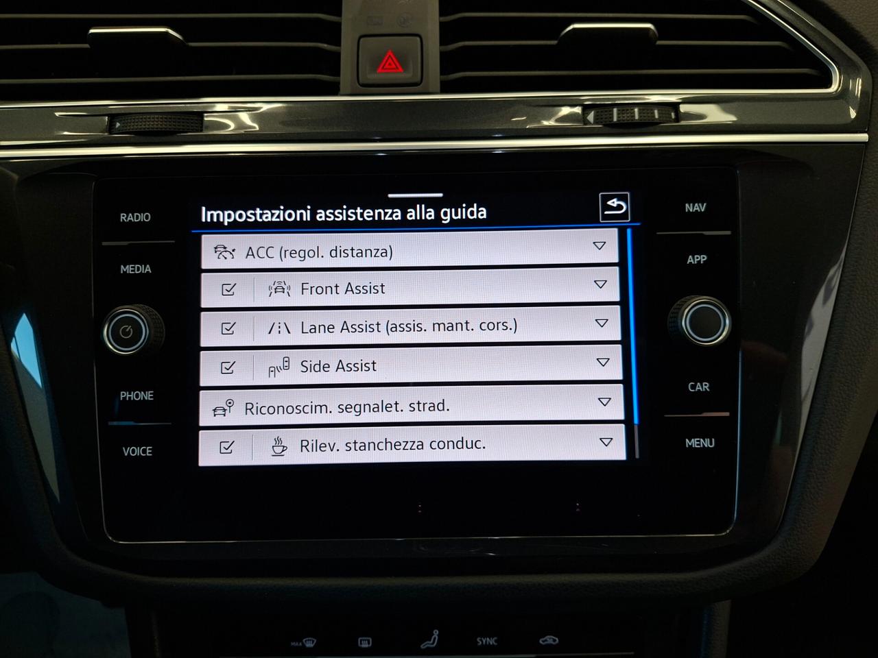 Volkswagen Tiguan 2.0 TDI 150 CV SCR DSG Elegance