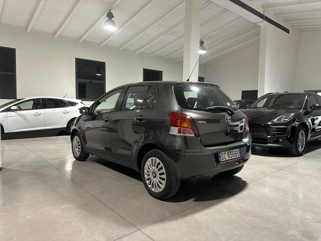 Toyota Yaris 1.3 5 porte Sol