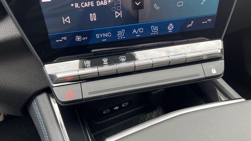 Renault Austral Austral Full Hybrid E-Tech 200 CV Iconic Esprit Alpine