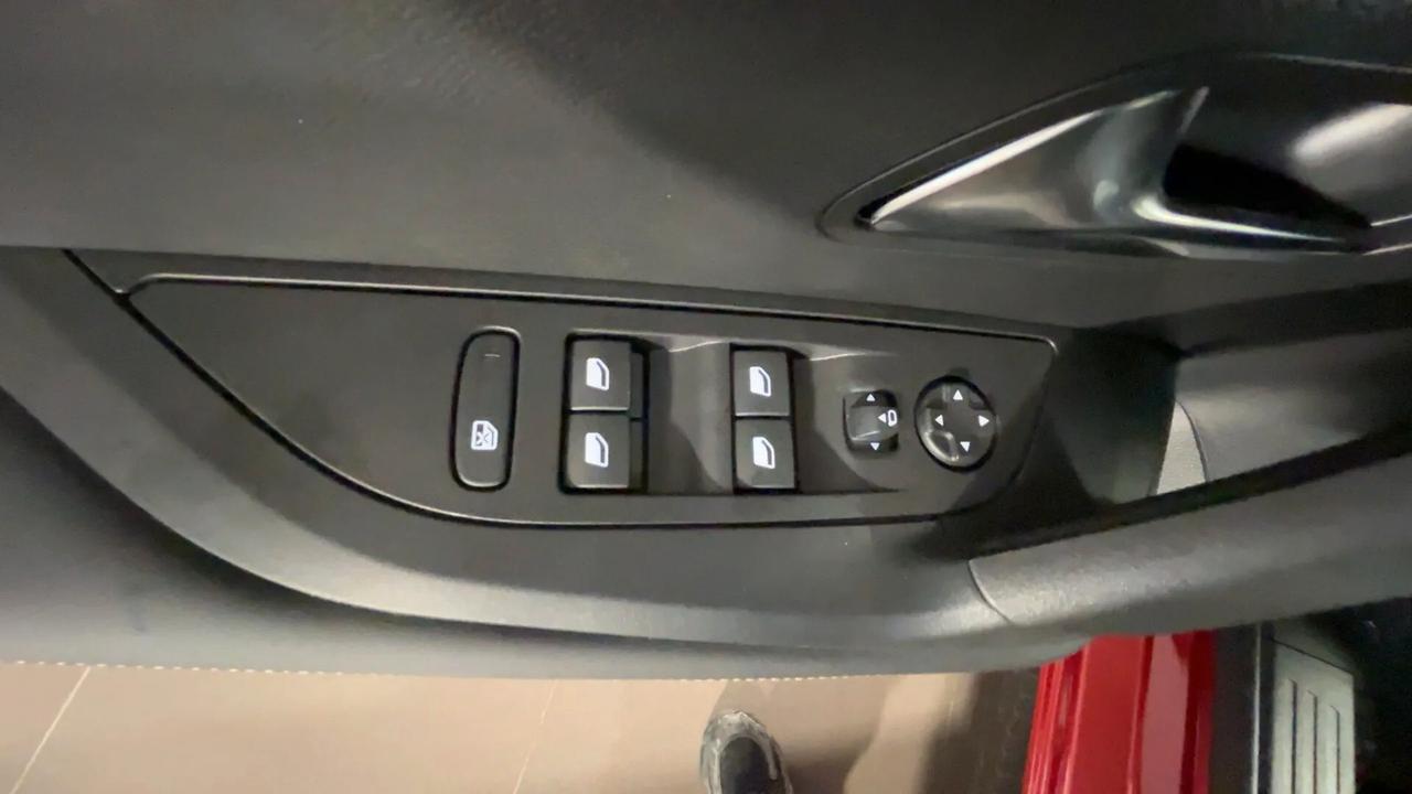 Peugeot 2008 PureTech 100 S&S Allure