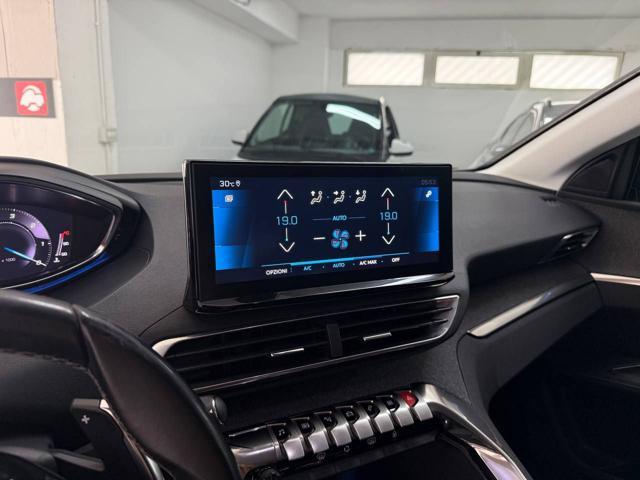 PEUGEOT 3008 BlueHDi 130 S&S EAT8 Allure Pack
