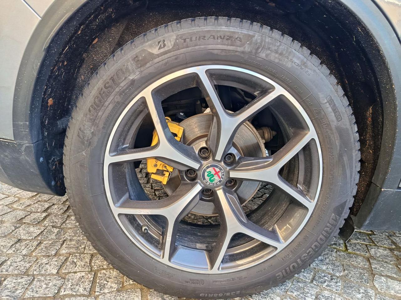 Alfa Romeo Stelvio Sprint 2.2 #8429