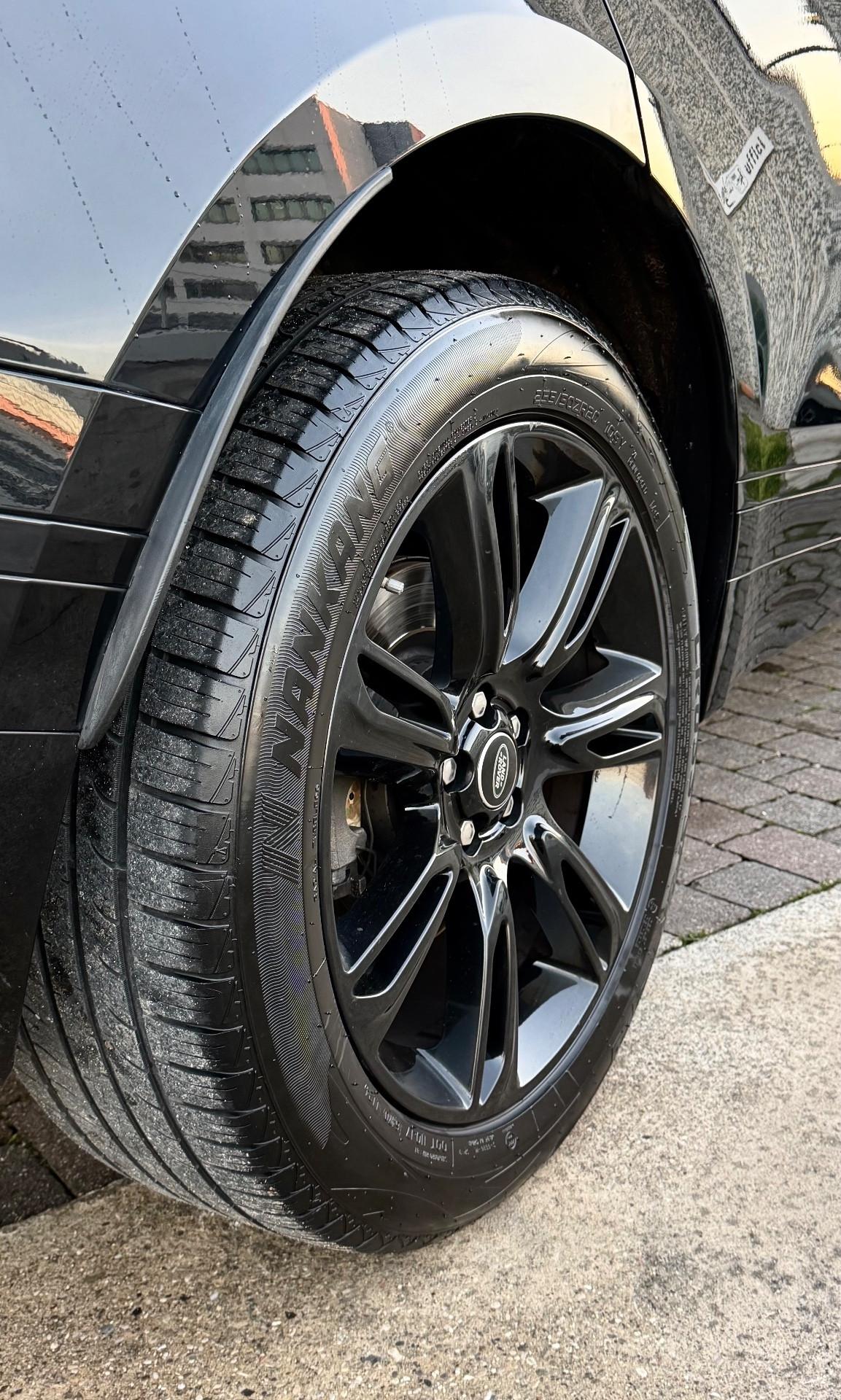 Land Rover Range Velar 3.0D V6 275 CV R-Dynamic SE