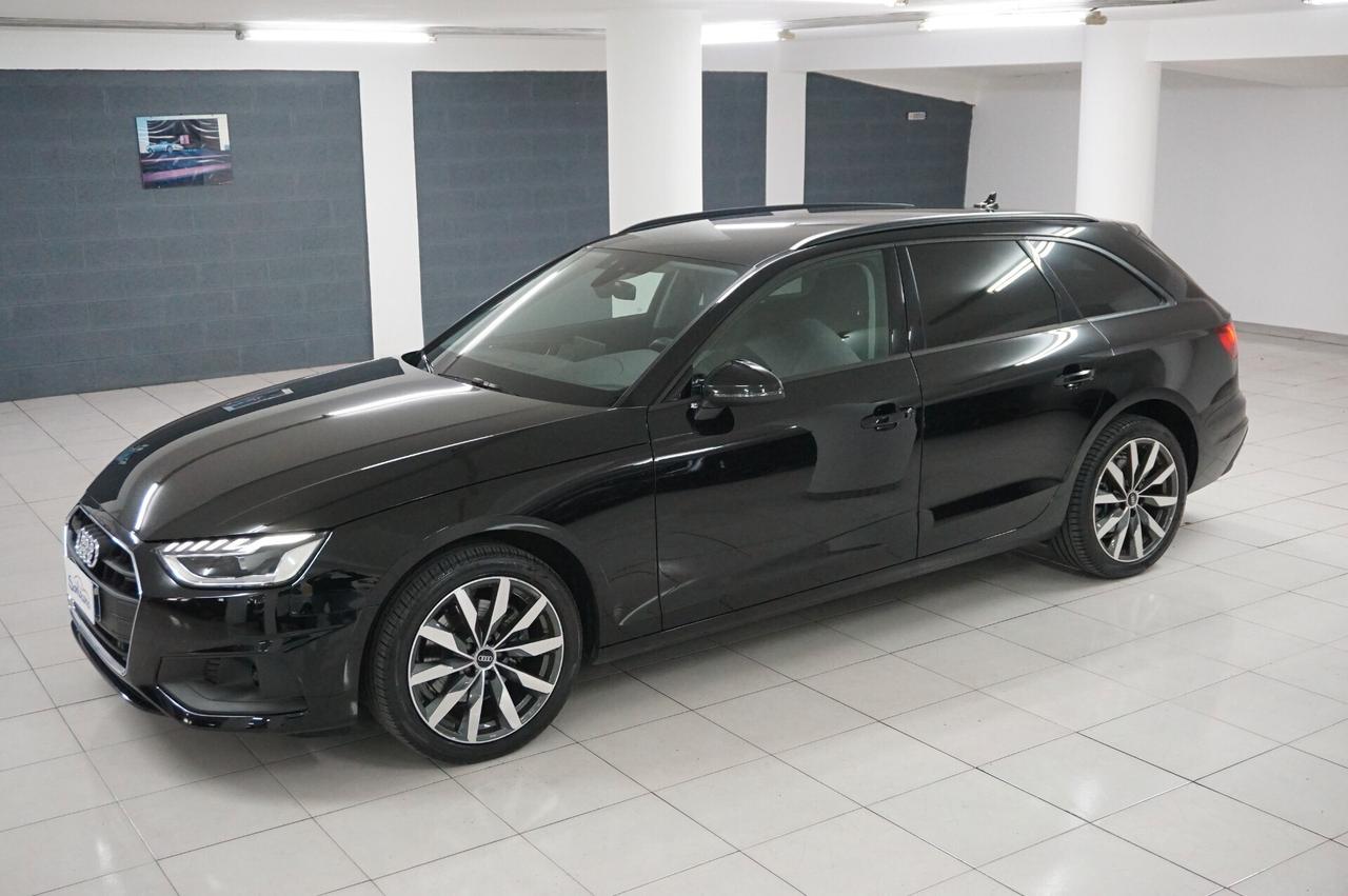 Audi A4 Avant 30 TDI/136 CV S tronic Business Advanced