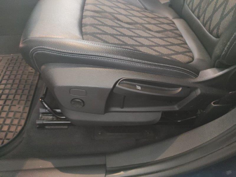 BMW X1 (F48) - X1 xDrive20d xLine