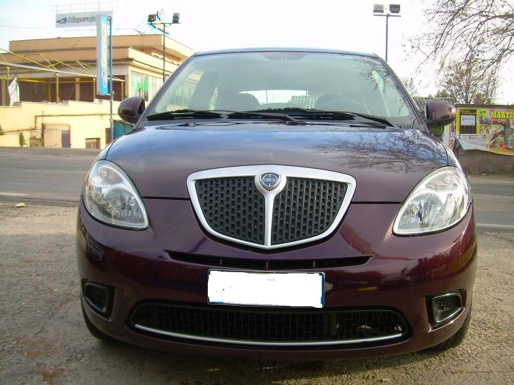 Lancia Ypsilon 1.2 Argento*Solo km 116000*Unipro'