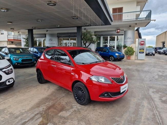 Lancia Ypsilon 1.0 SILVER Hybrid 70 CV FireFly 5 porte S&S