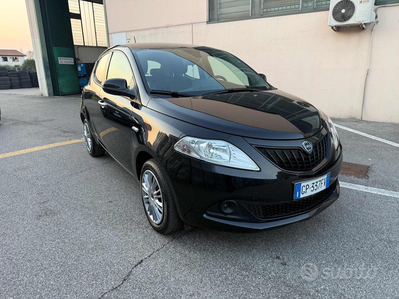LANCIA Ypsilon 1.0 FireFly 5 porte S&S Hybrid Si